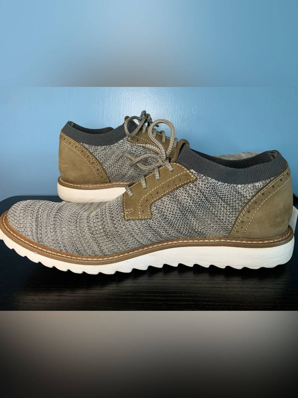 Johnston & Murphy Duncan Knit Chukka Boots with Brown Trim